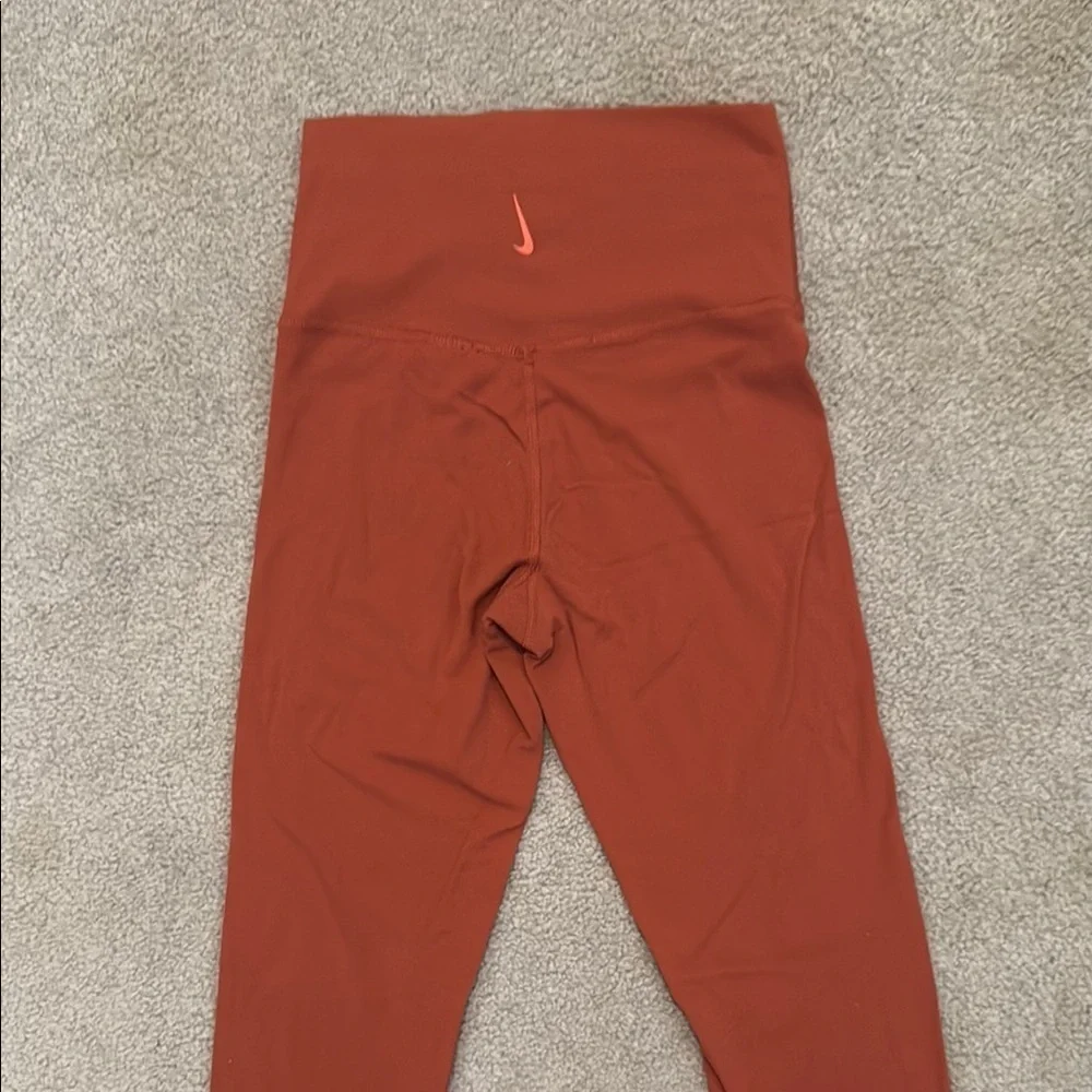 Nike Rust Colored High-Waisted Leggings
